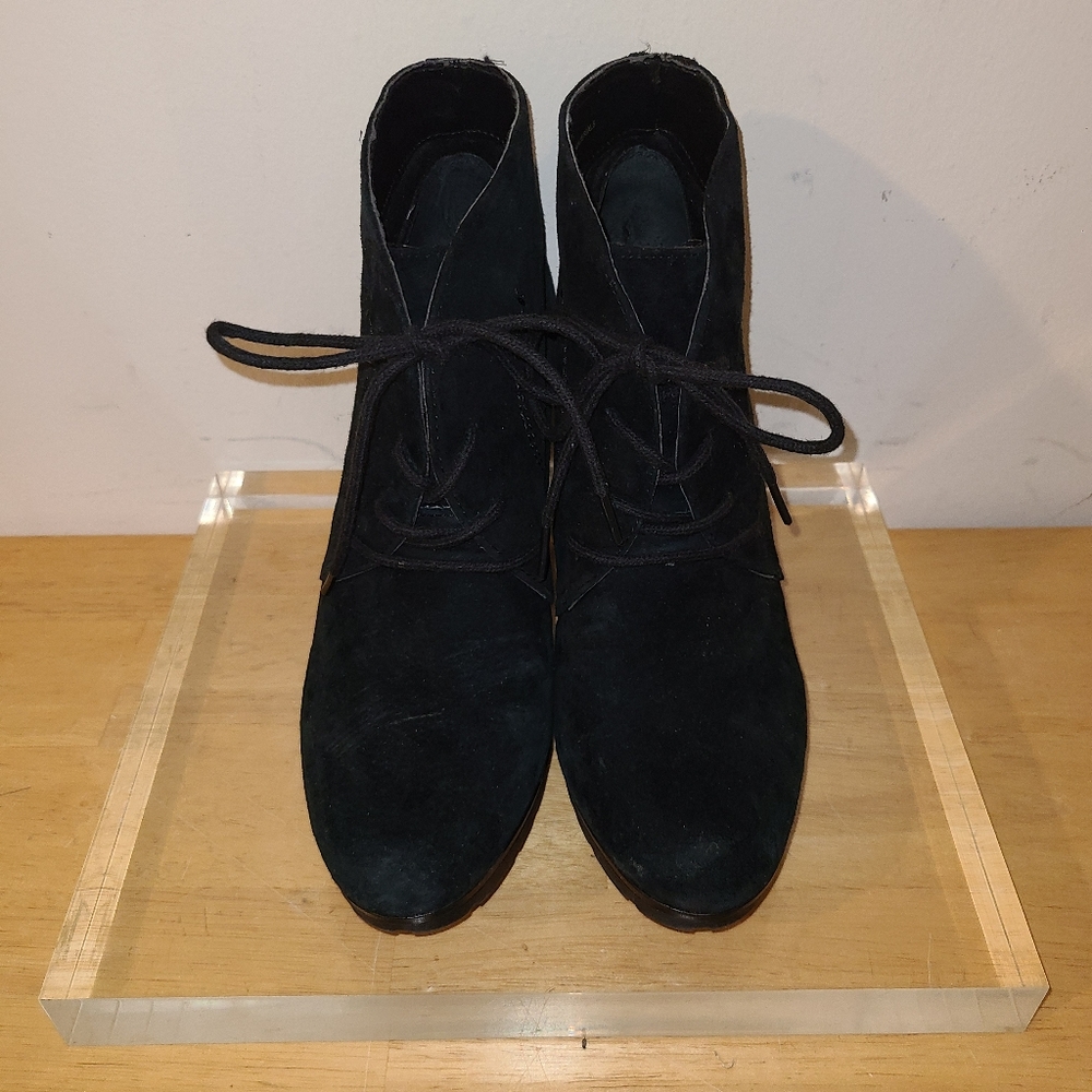 White Mountain Black Suede Booties
